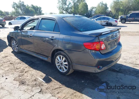 2010 Toyota Corolla S z USA, uszkodzony, nr VIN 2T1BU4EE1AC442852